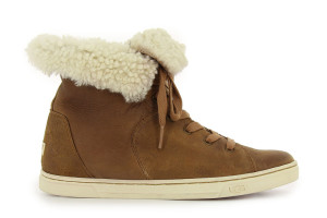 UGG-MARRON