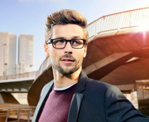a foto principal HVLL_UV_man_bridge