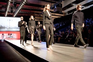 DESFILE OPTICALIA