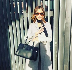 Alexa-Chung-Longchamp