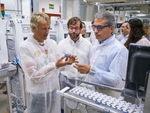 Jesus Calleja en laboratorio Essilor