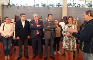 Ven y Veras-autoridades