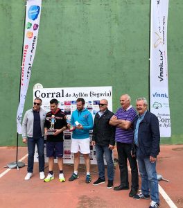 Campeones-Frontenis Corral de Ayllon