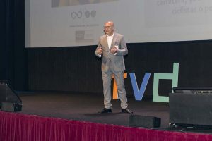 TOMAS PEREZ-ESSILOR