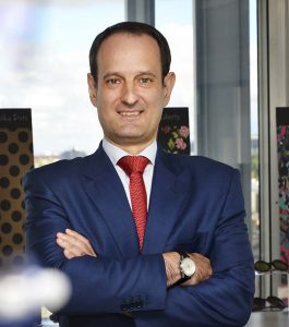 RICARDO SANTIAGO-ALAIN AFFLELOU