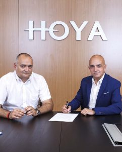 Firma Hoya
