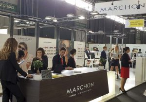 STAND MARCHON